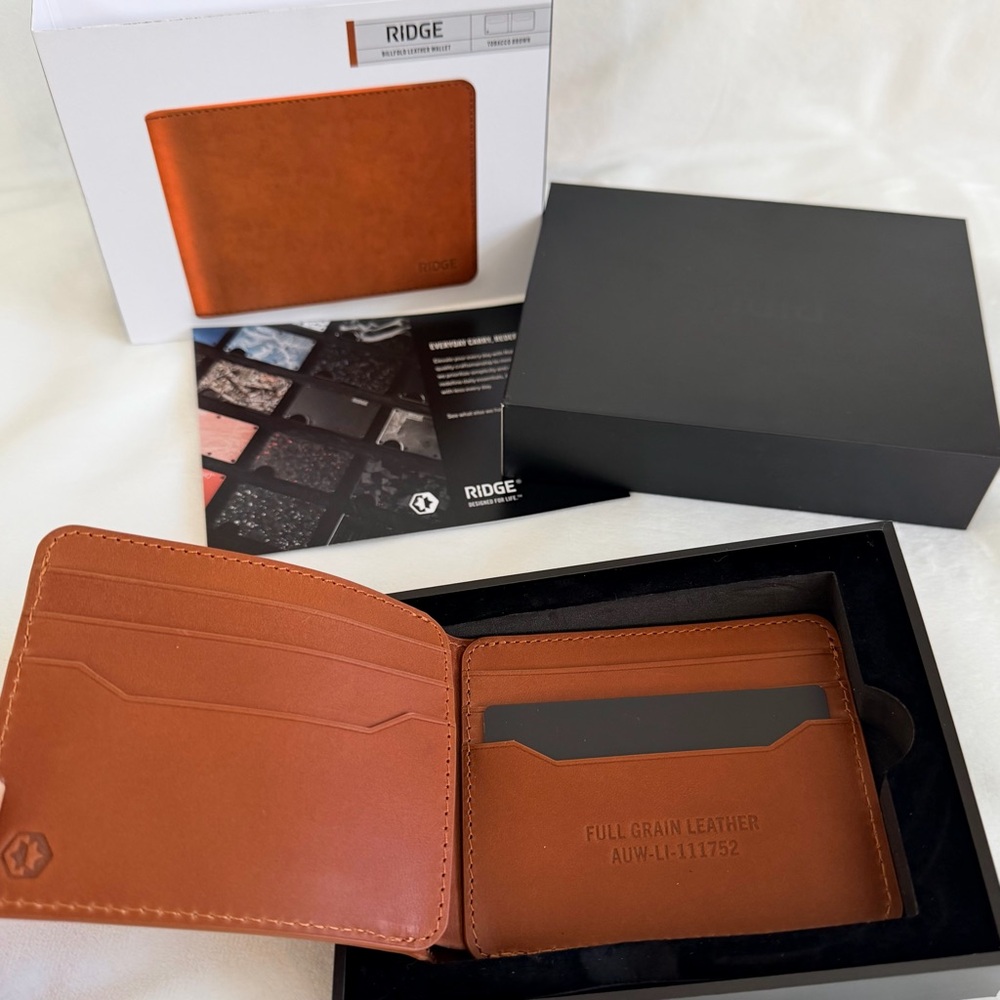 RIDGE Tobacco Brown Billfold Leather Wallet for Men - Picture 6 of 13